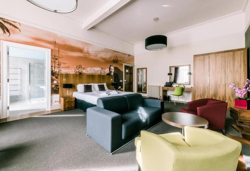 בית מלון כפרי The Place