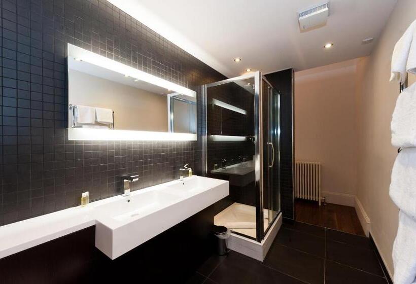 בית מלון כפרי The Place