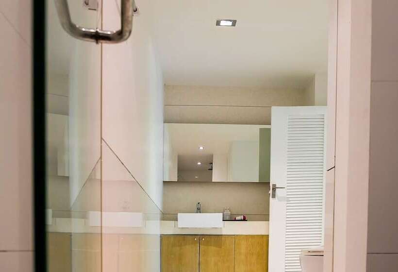 Отель The Trees Club Resort