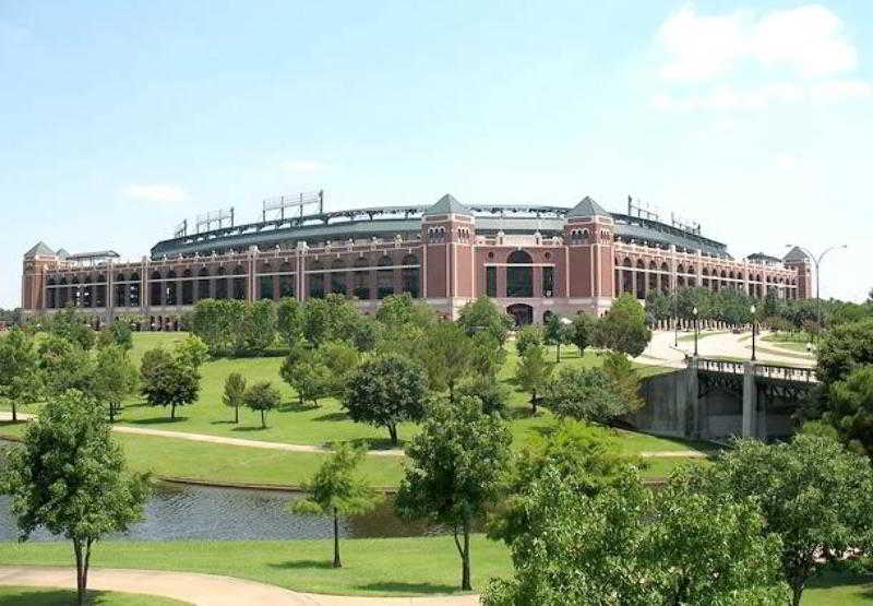 בית מלון כפרי Towneplace Suites Dallas Desoto