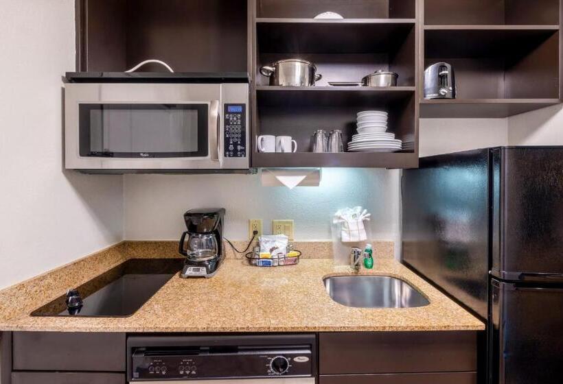 בית מלון כפרי Towneplace Suites Dallas Desoto