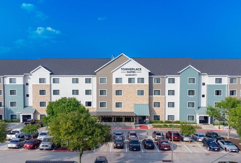 בית מלון כפרי Towneplace Suites Dallas Desoto