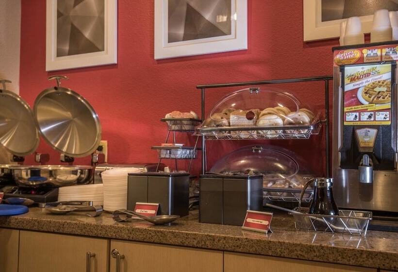 호텔 Towneplace Suites Dallas Desoto