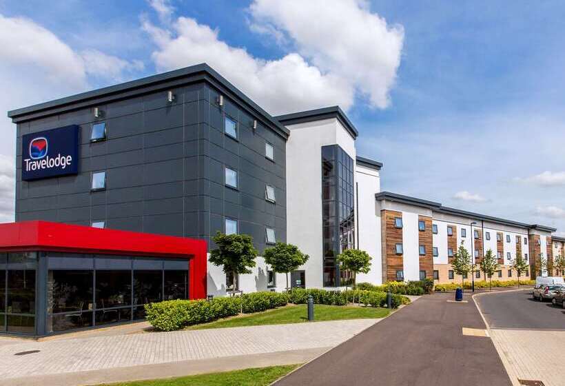 فندق Travelodge Cambridge Orchard Park