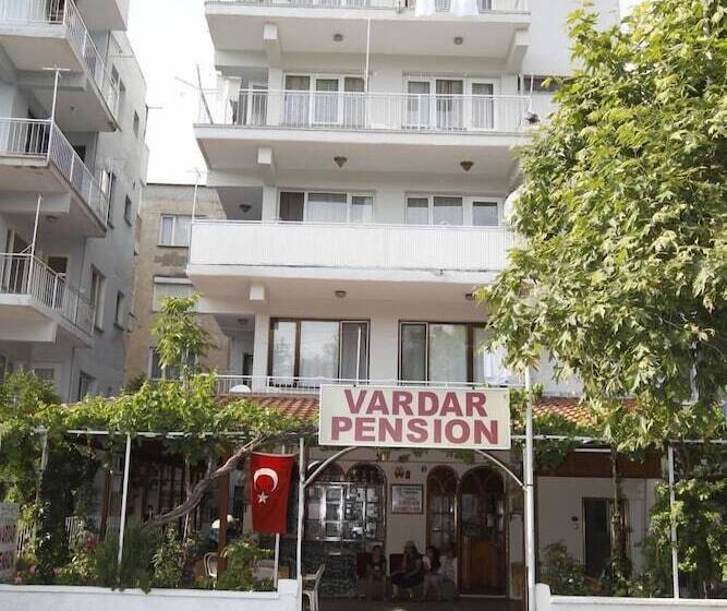 酒店 Vardar Pension