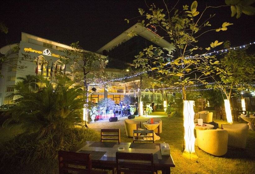 Отель Vientiane Plaza