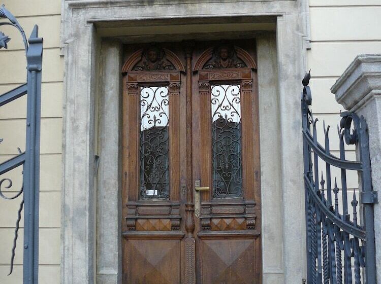 Отель Vila U Varhanáře