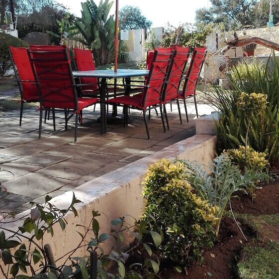 Villa Via Hotel Midrand