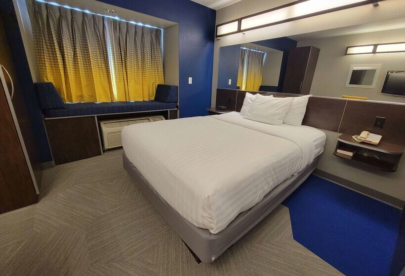 Microtel Inn & Suites By Wyndham Bluffs