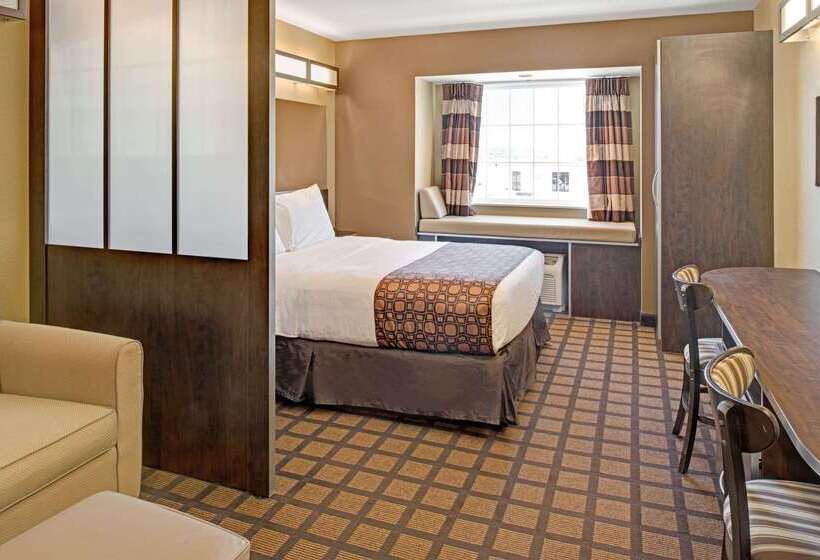 Microtel Inn & Suites By Wyndham Bluffs