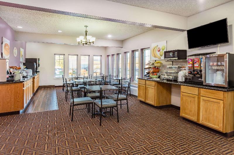 فندق على الطريق Super 8 By Wyndham Emmetsburg