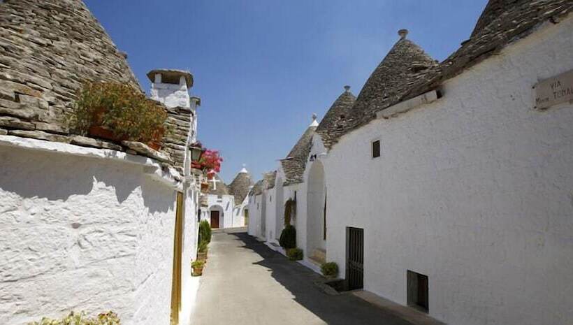 Trulli E Puglia Resort