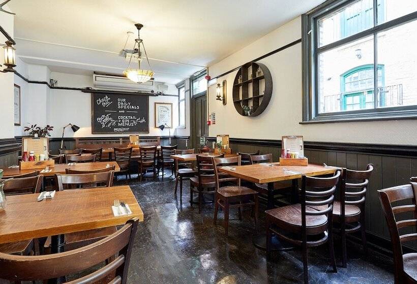 هاستل St Christopher S The Inn   London Bridge