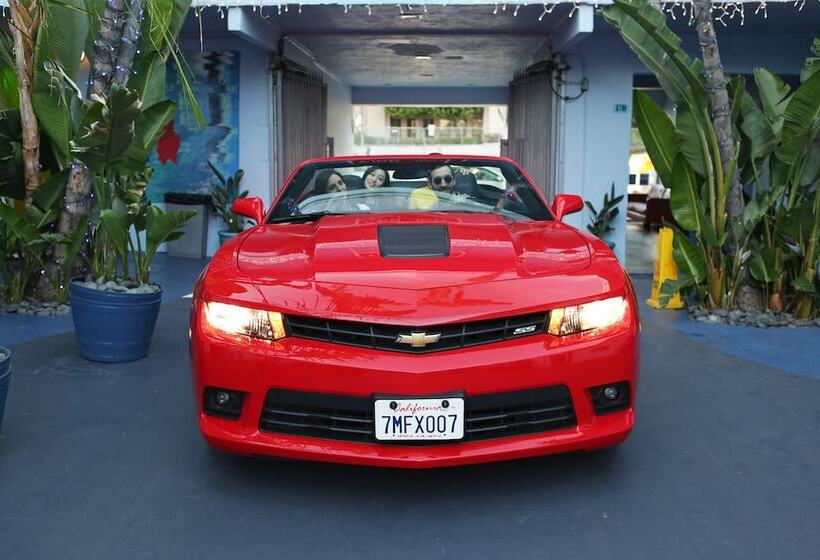 Banana Bungalow Hollywood Hotel & Hostel