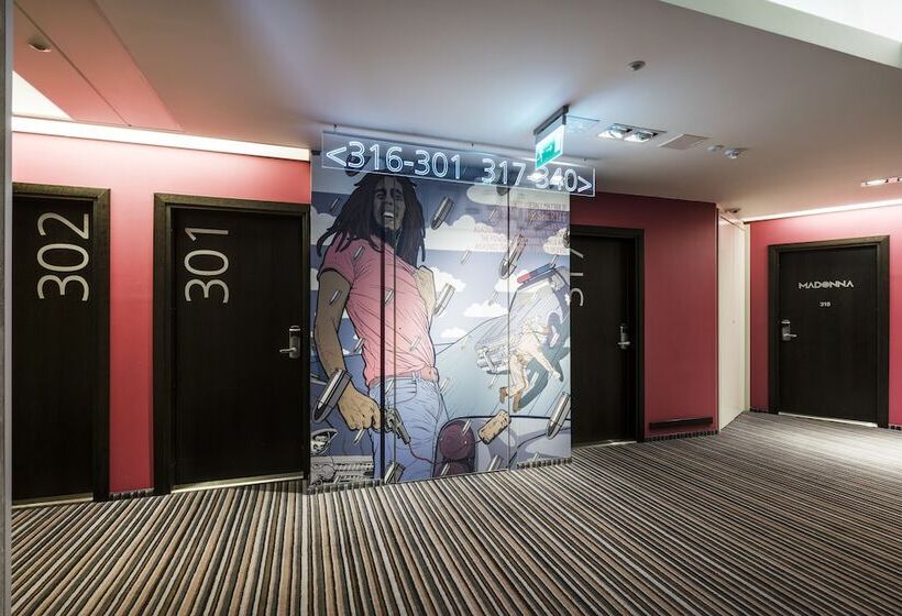 Comfort Hotel LT – Rock ‘n’ Roll Hotel Vilnius