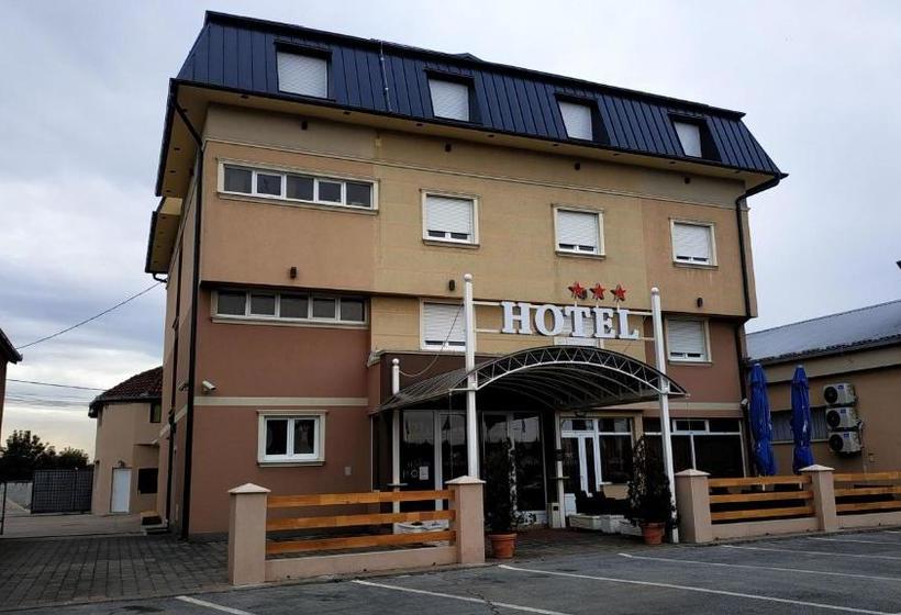 Garni Hotel Semlin B&b