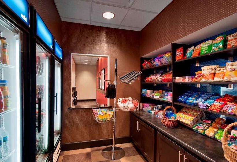 Hampton Inn & Suites Detroit / Airport   Romulus