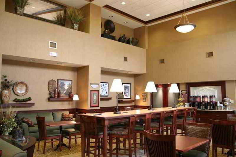Hampton Inn & Suites Greensburg