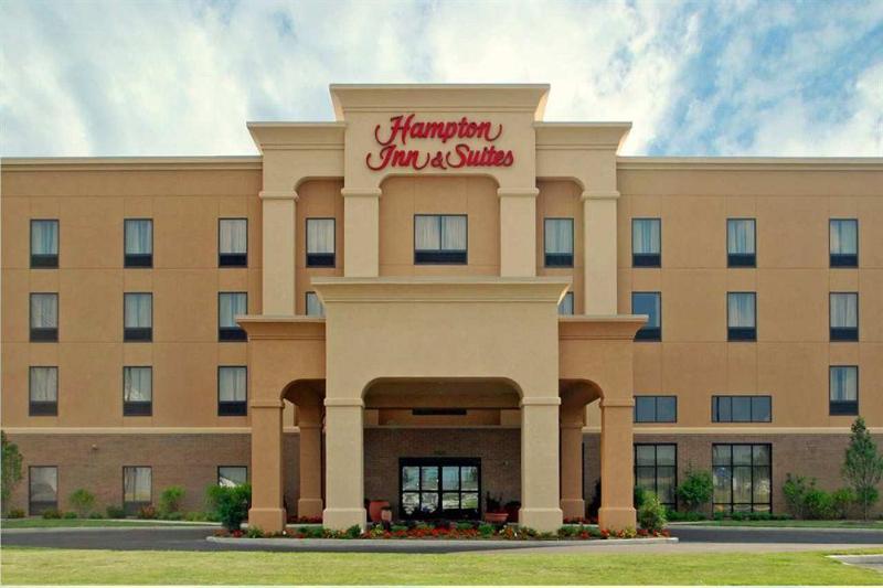 Hampton Inn & Suites Greensburg