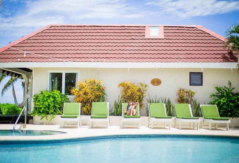 فندق Almond Beach Resort At Jaguar Reef