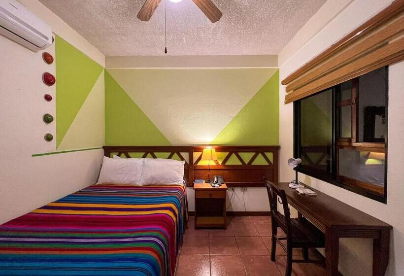 árbol De Fuego Eco Hotel, A Green Experience In The City