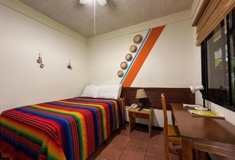 árbol De Fuego Eco Hotel, A Green Experience In The City