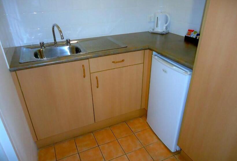 ホテル Aston Hill Motor Lodge