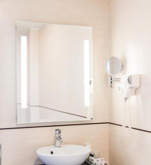 호텔 Aveiro Center