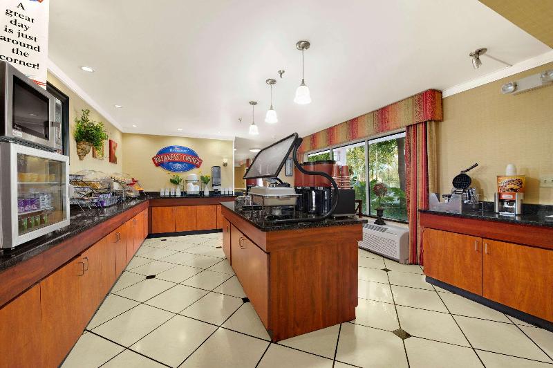 فندق Baymont By Wyndham Gainesville I75