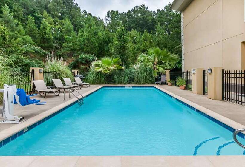 בית מלון כפרי Baymont By Wyndham Henderson