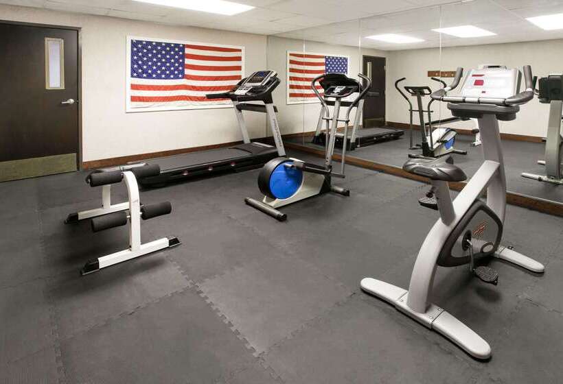 فندق Baymont By Wyndham Lawton