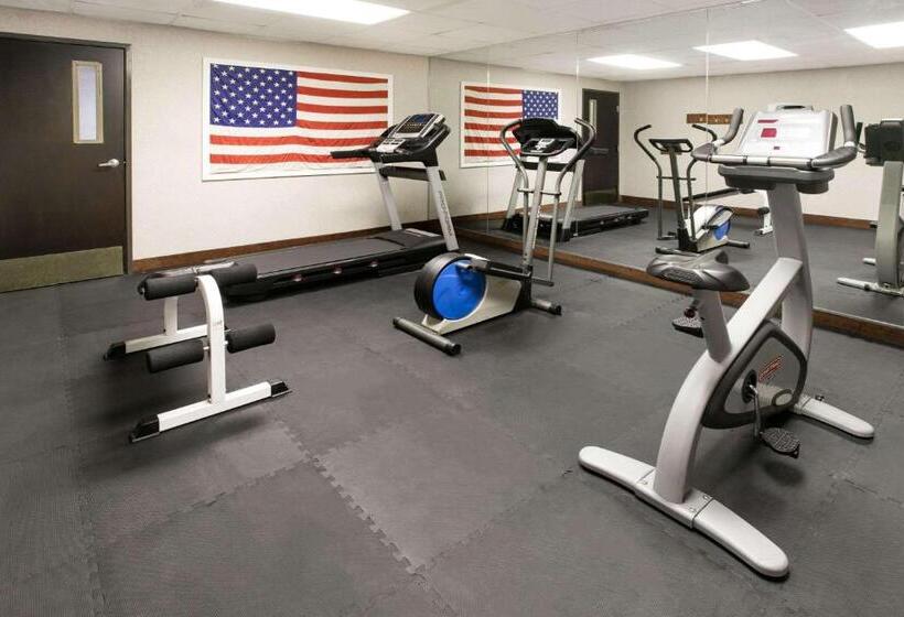 فندق Baymont By Wyndham Lawton