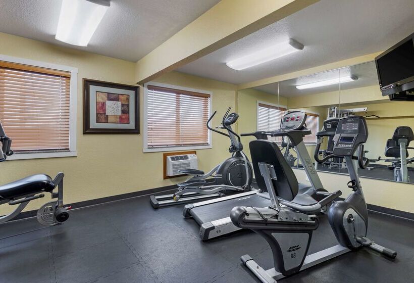 בית מלון כפרי Best Western Plus Altoona Inn