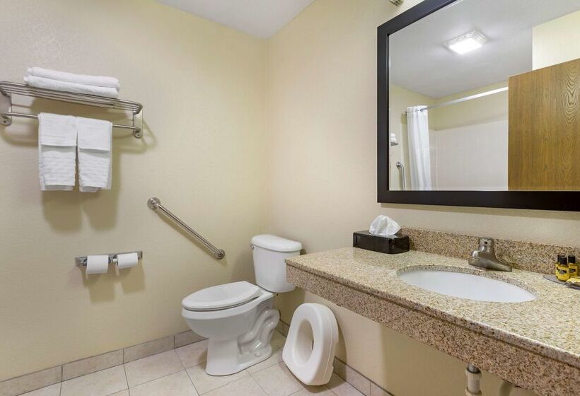 فندق Best Western Plus Altoona Inn