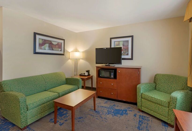 فندق Best Western Plus Altoona Inn