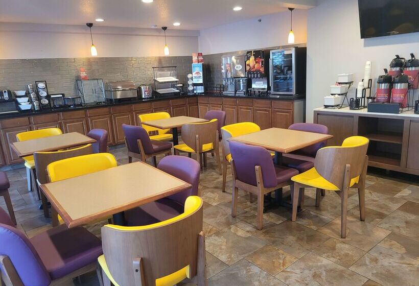 فندق Best Western Plus Altoona Inn