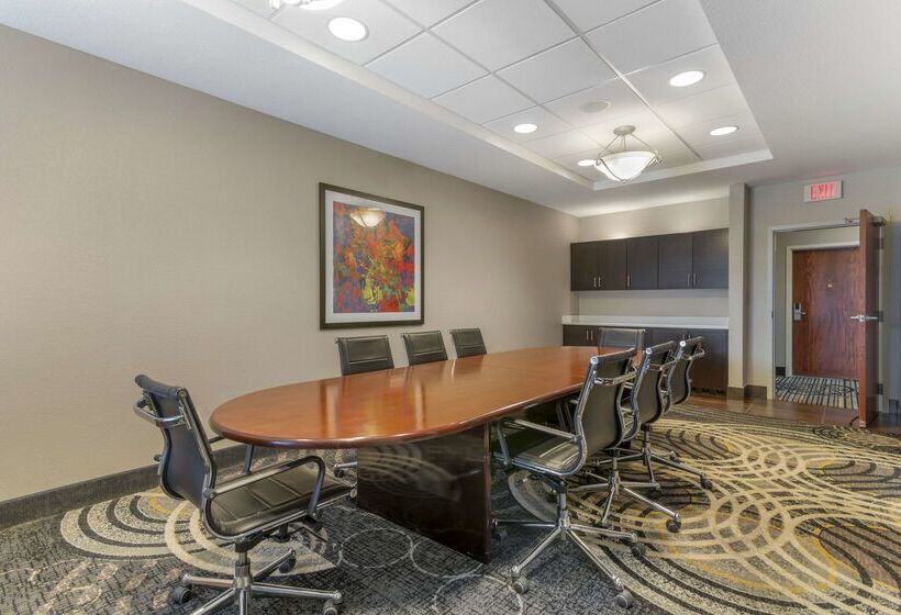 فندق Best Western Plus Fairburnatlanta Southwest