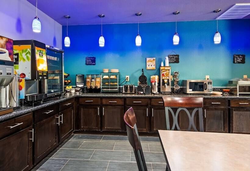 호텔 Best Western Plus Kenedy Inn