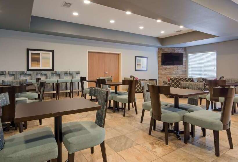 فندق Best Western Plus Sand Bass Inn And Suites