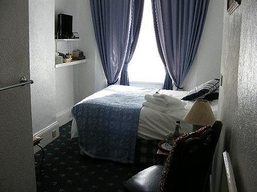 هتل Brooklands Guest House