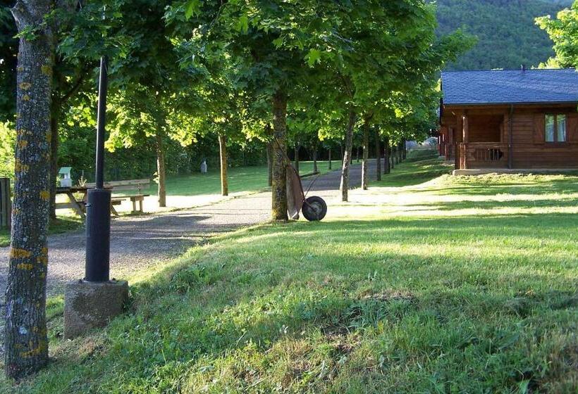 ホテル Bungalows Y Camping Viu