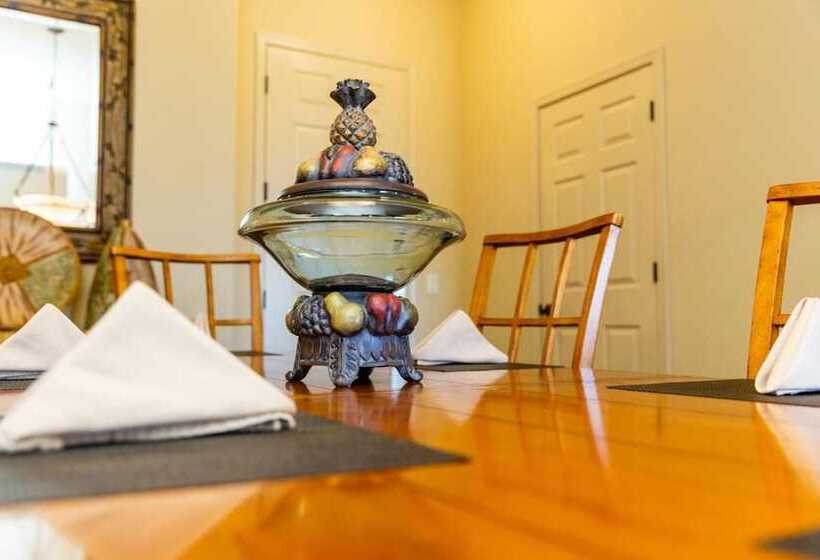 Отель Canoa Ranch Golf Resort