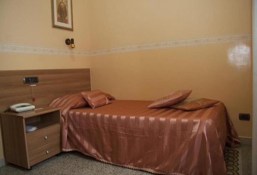 호텔 Casa La Salle   Roma Vaticano