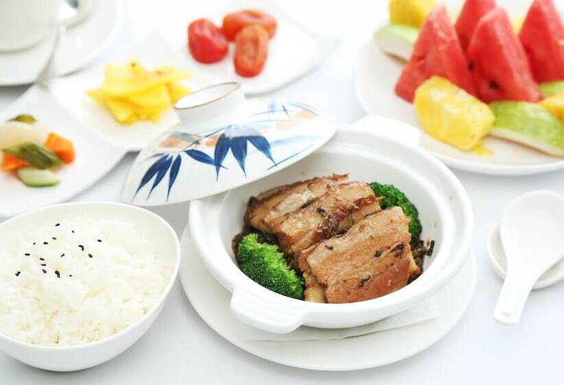 هتل Check Inn Select Taipei Yamgmingshan