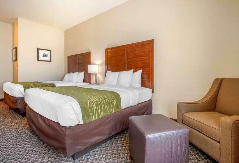 호텔 Comfort Inn & Suites Galt   Lodi North