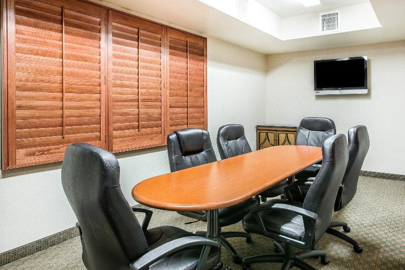 호텔 Comfort Inn & Suites Galt   Lodi North