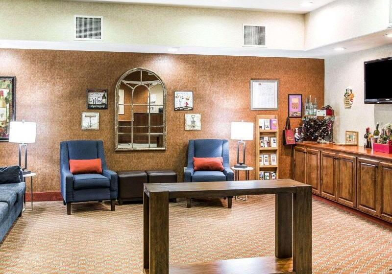 호텔 Comfort Inn & Suites Galt   Lodi North