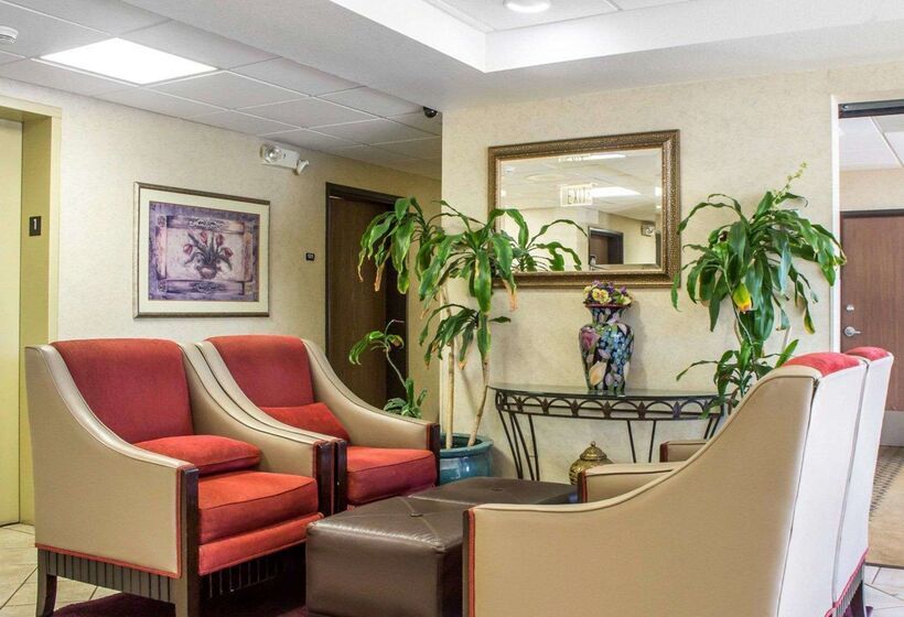 Отель Comfort Inn Green Valley I 19