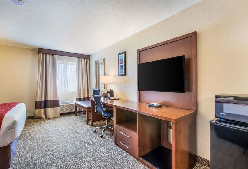 호텔 Comfort Inn & Suites Fairborn Near Wright Patterson Afb