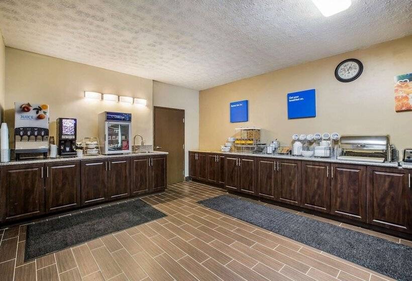호텔 Comfort Inn & Suites Fairborn Near Wright Patterson Afb